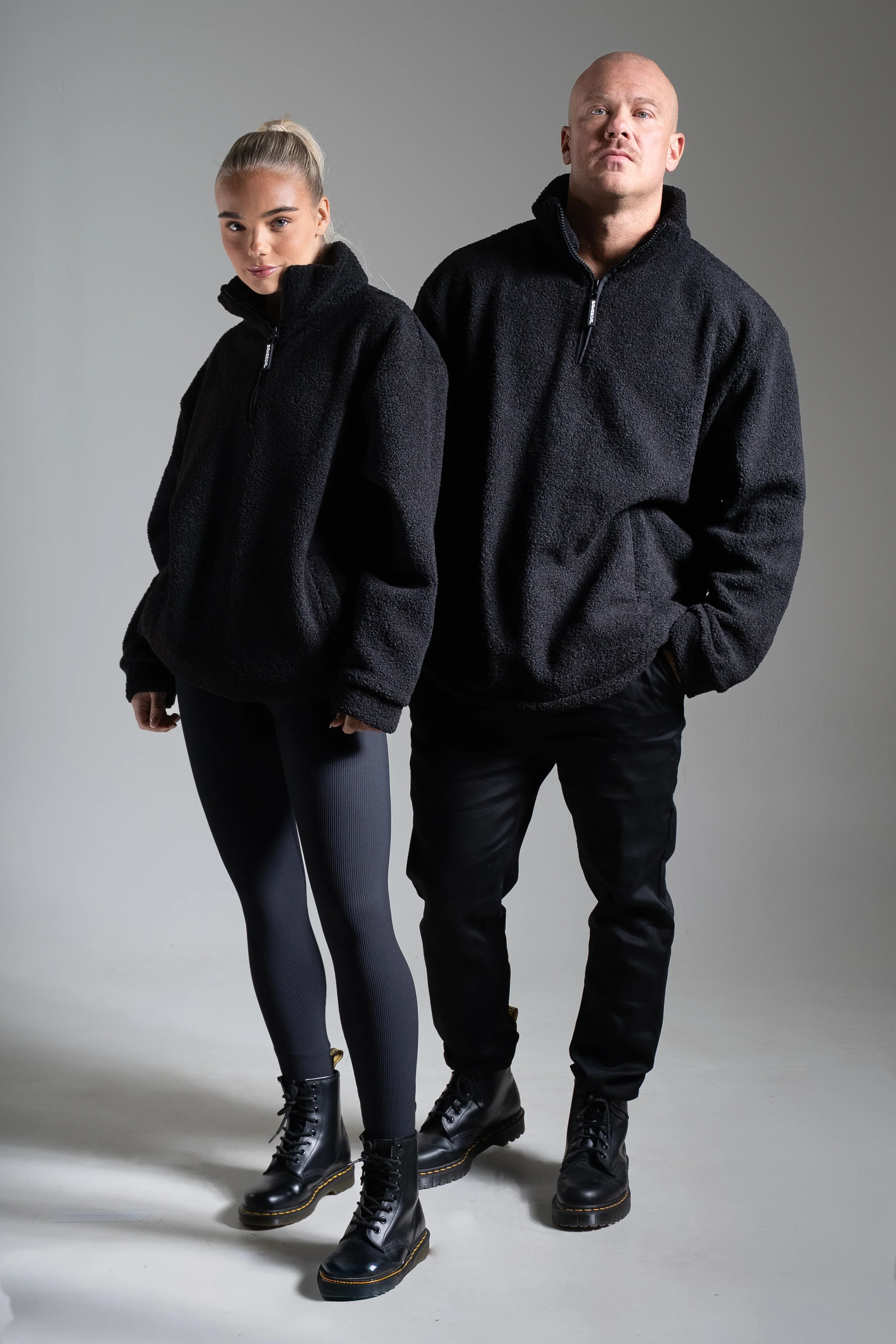 Oversize half zip teddy musta - Image 2