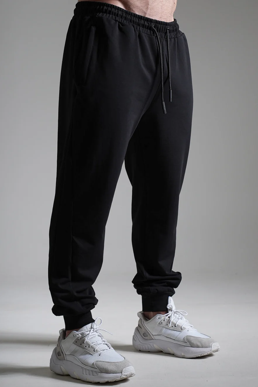 Miesten Basic loose collegehousut musta