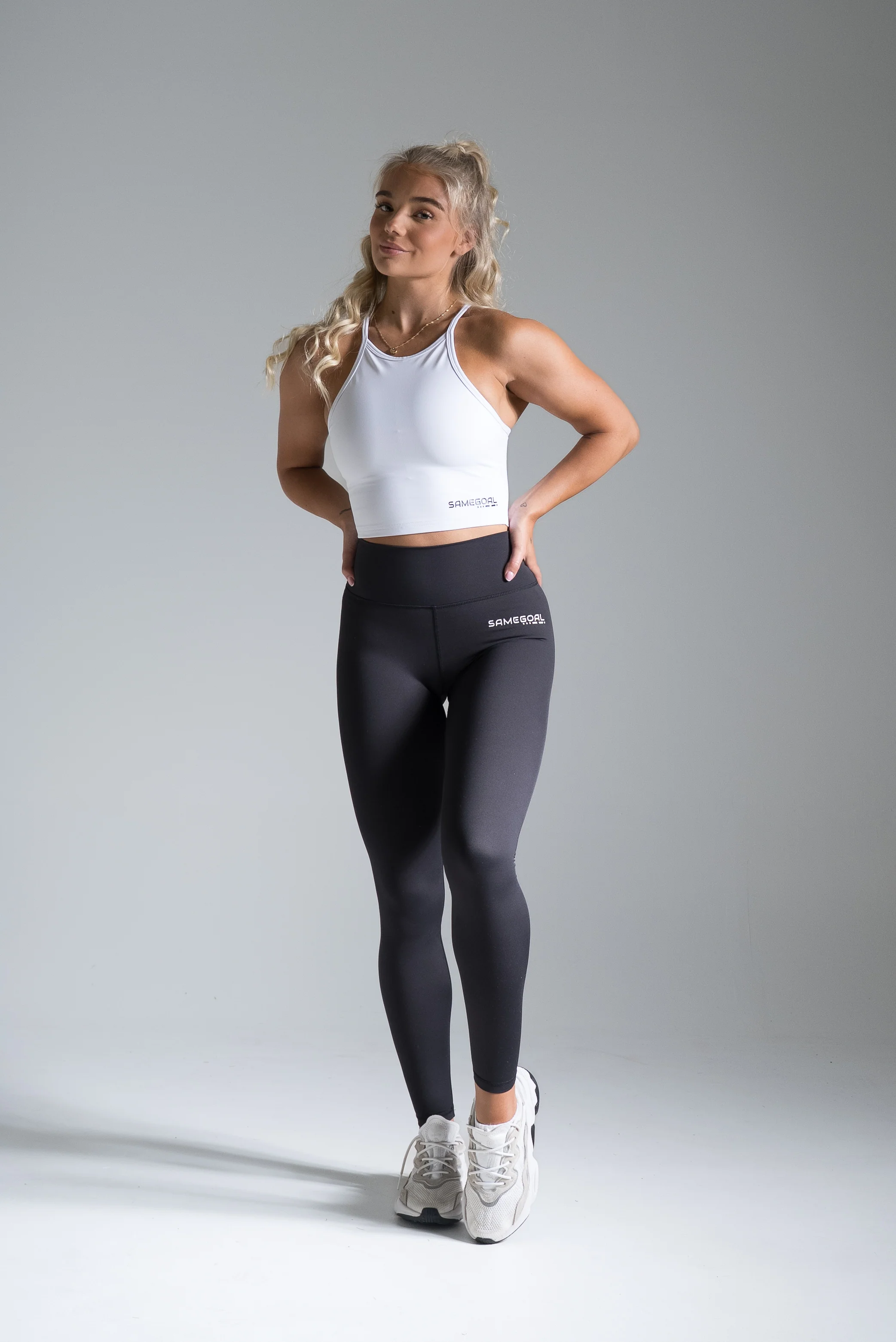Original crop top valkoinen - Image 3