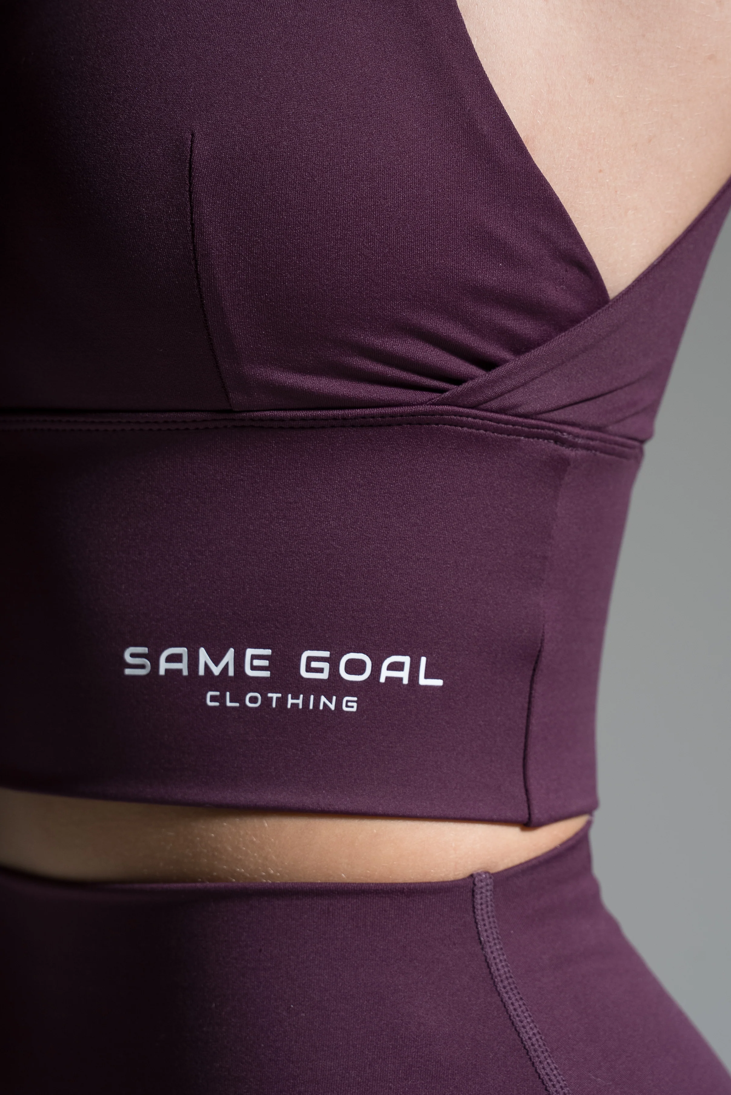 Re-Goal crop top viininpunainen - Image 5