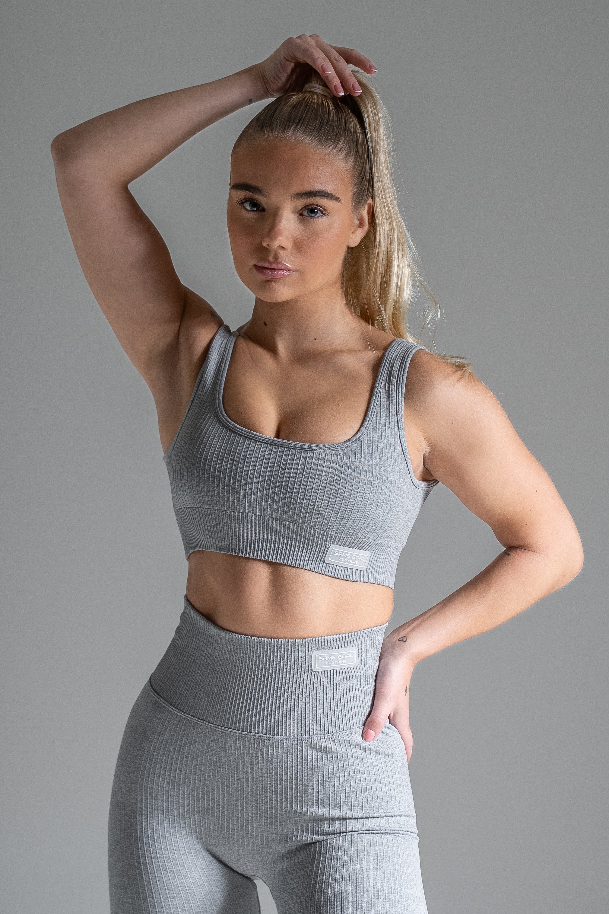 Wave seamless bra vaaleanharmaa