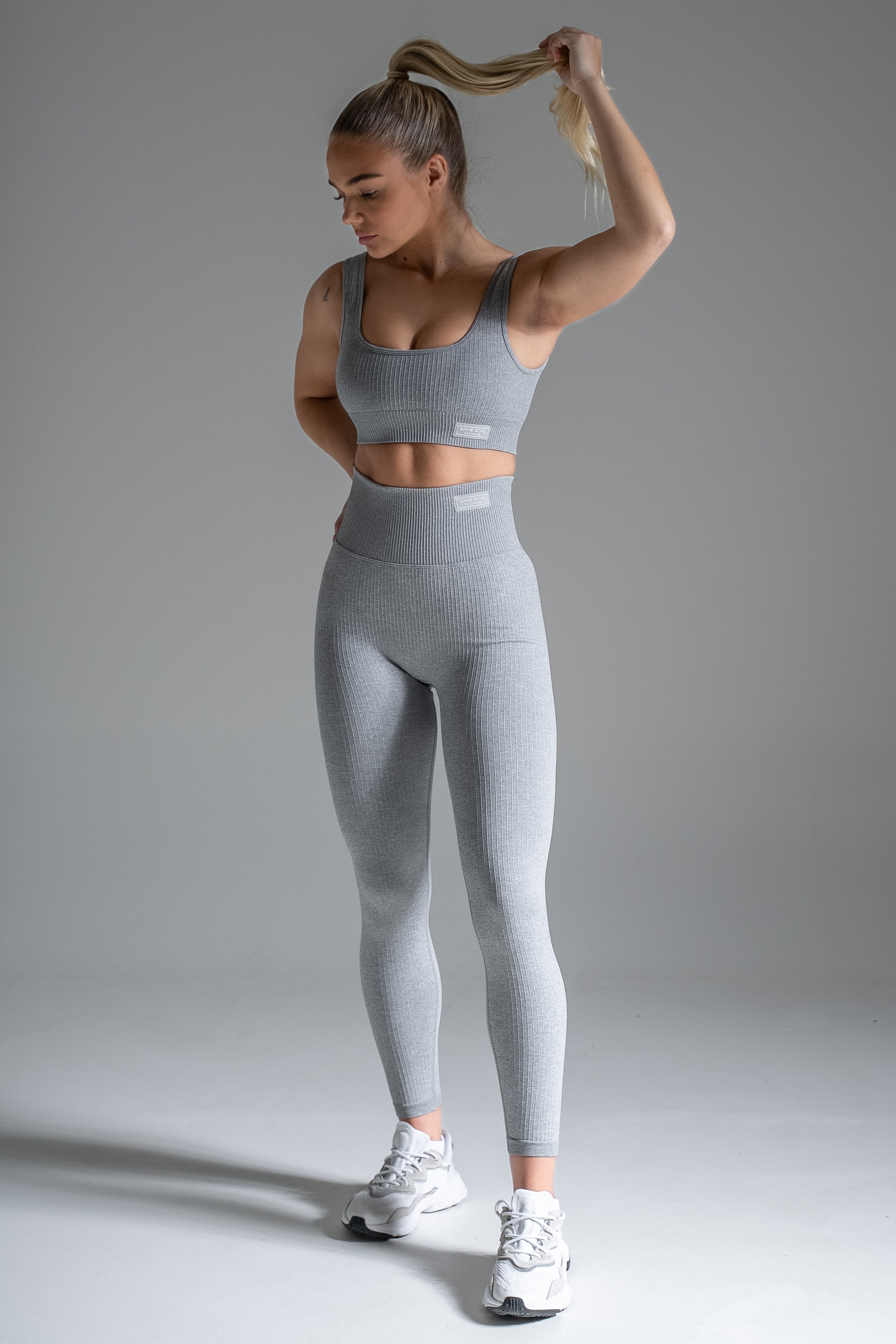 Wave seamless bra vaaleanharmaa - Image 2