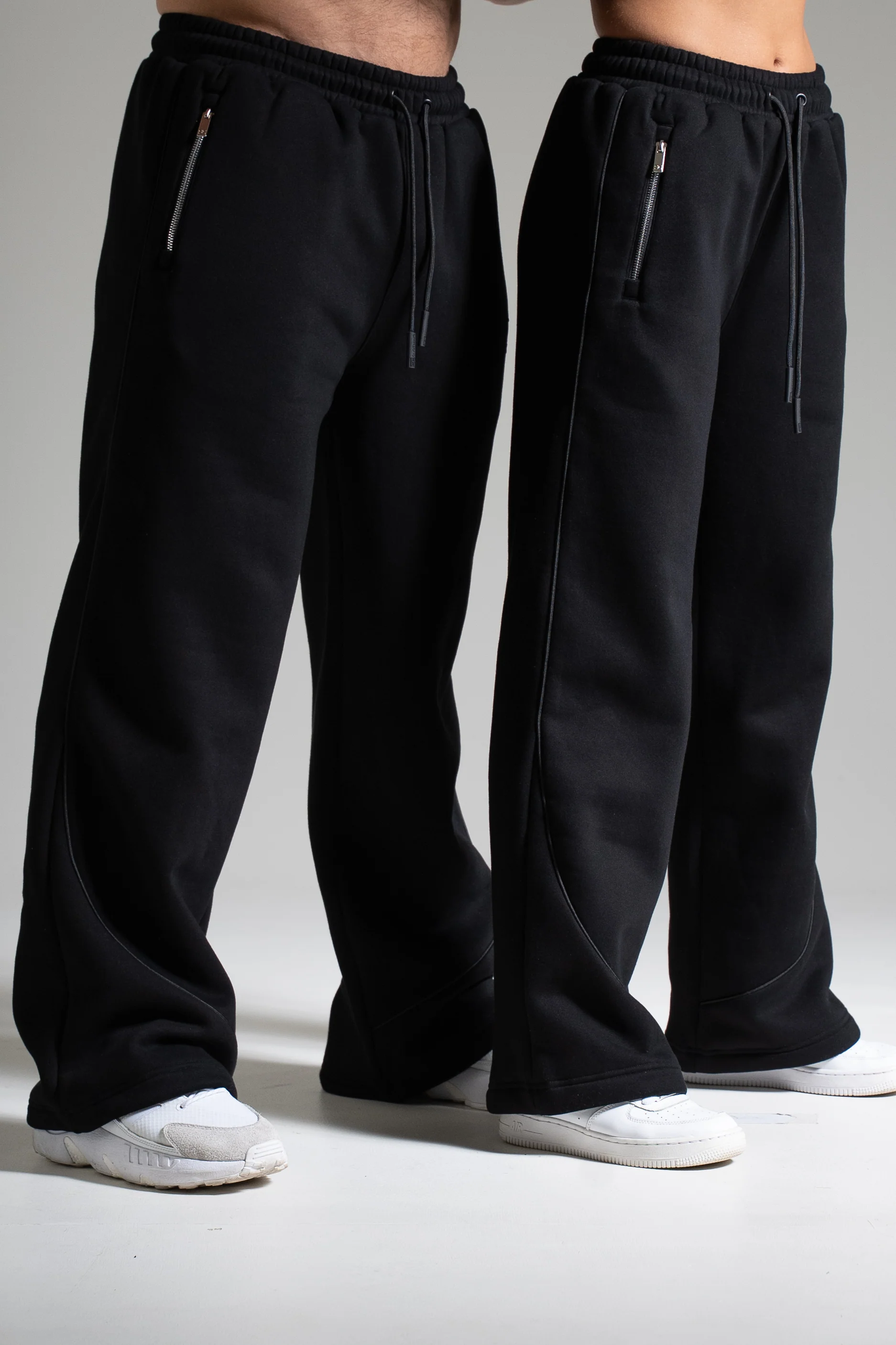 HEAVY zip housut musta