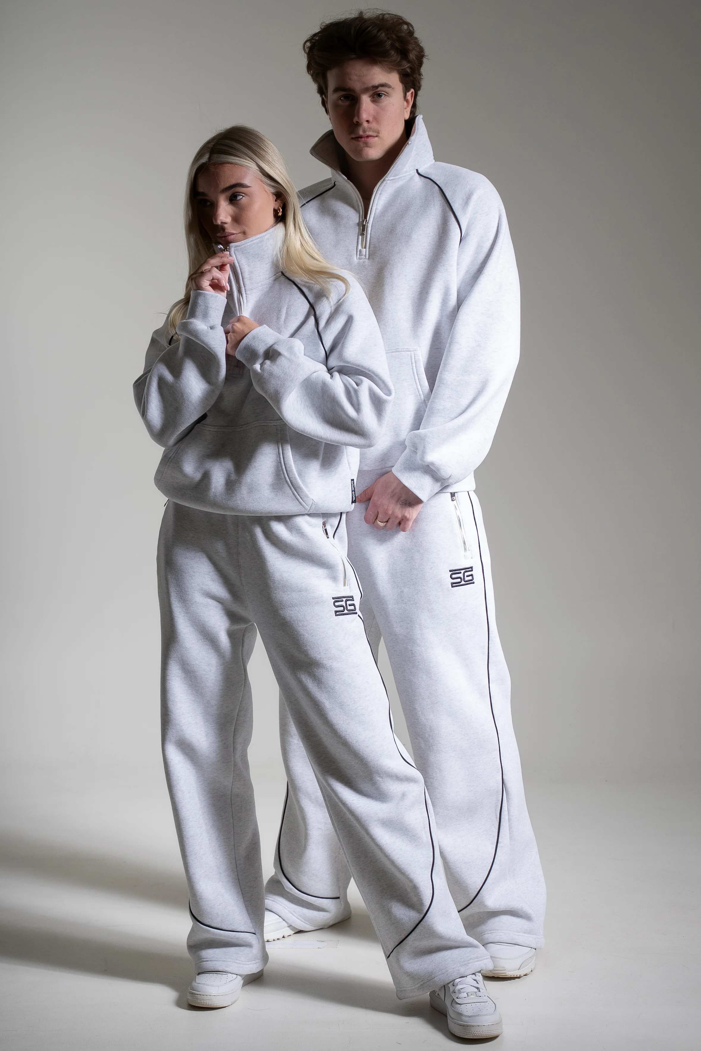 HEAVY zip high neck tuhka - Image 2